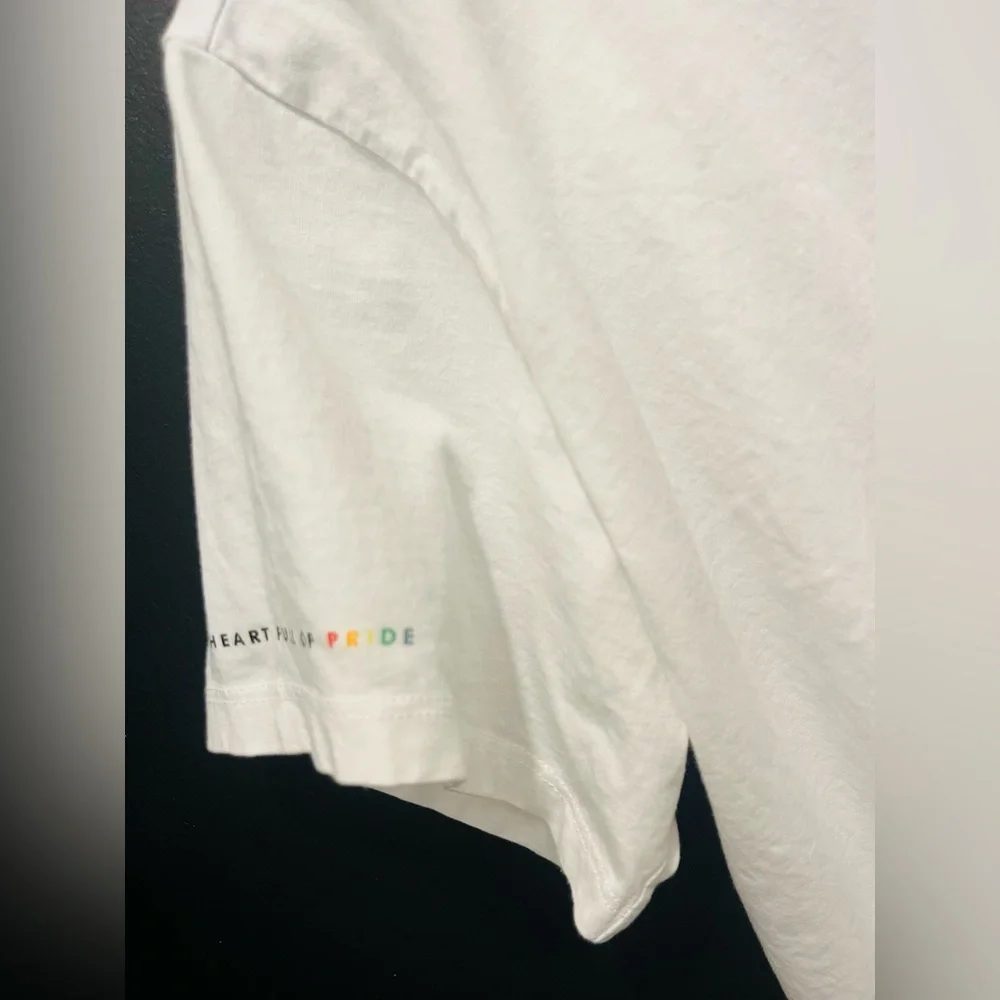 Peace Love World “This is Love” Graphic Tee… - Picture 7 of 8